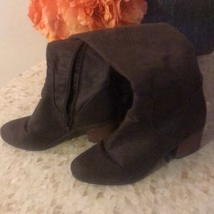 Knee height brown boots